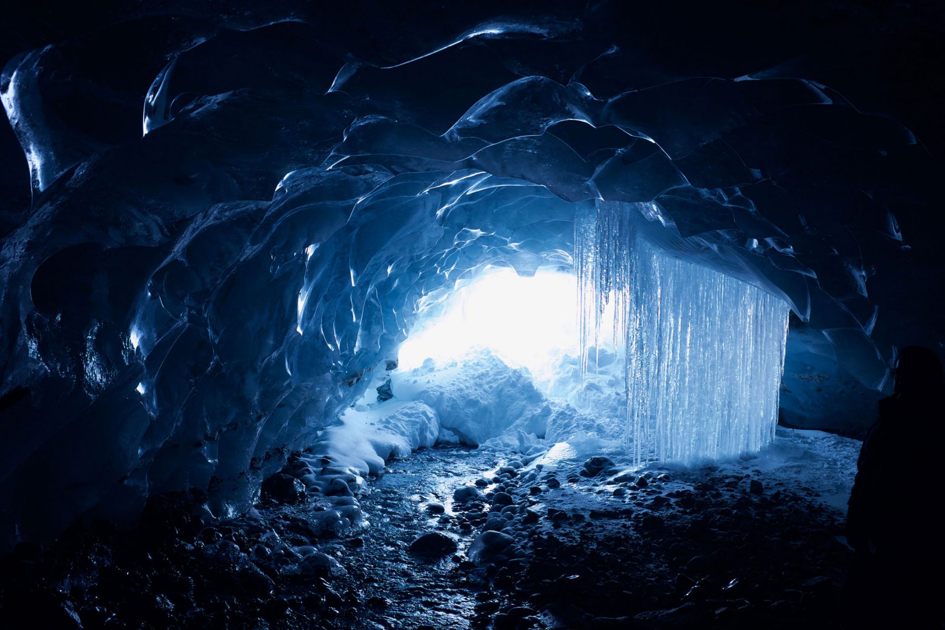 Gorgeous ice cave adventure near Vancouver, BC